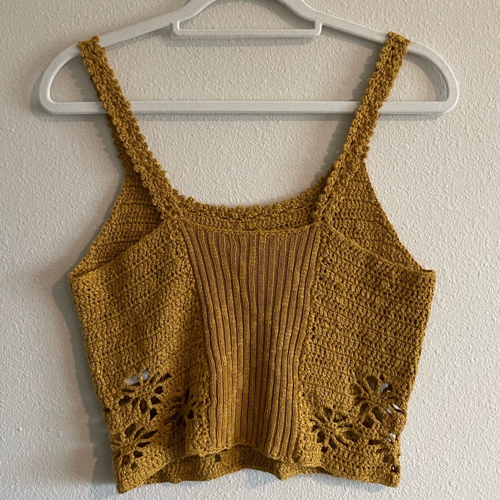 NWT American Eagle Crochet Knit Tank Top Women’s Small Marigold Y2K Cut-Out - Picture 5 of 7